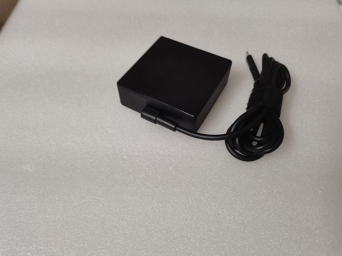 ADP-130HB B 20V 6.5A TYPE-C 13 - огляд і ціна Pc Gaming Asus